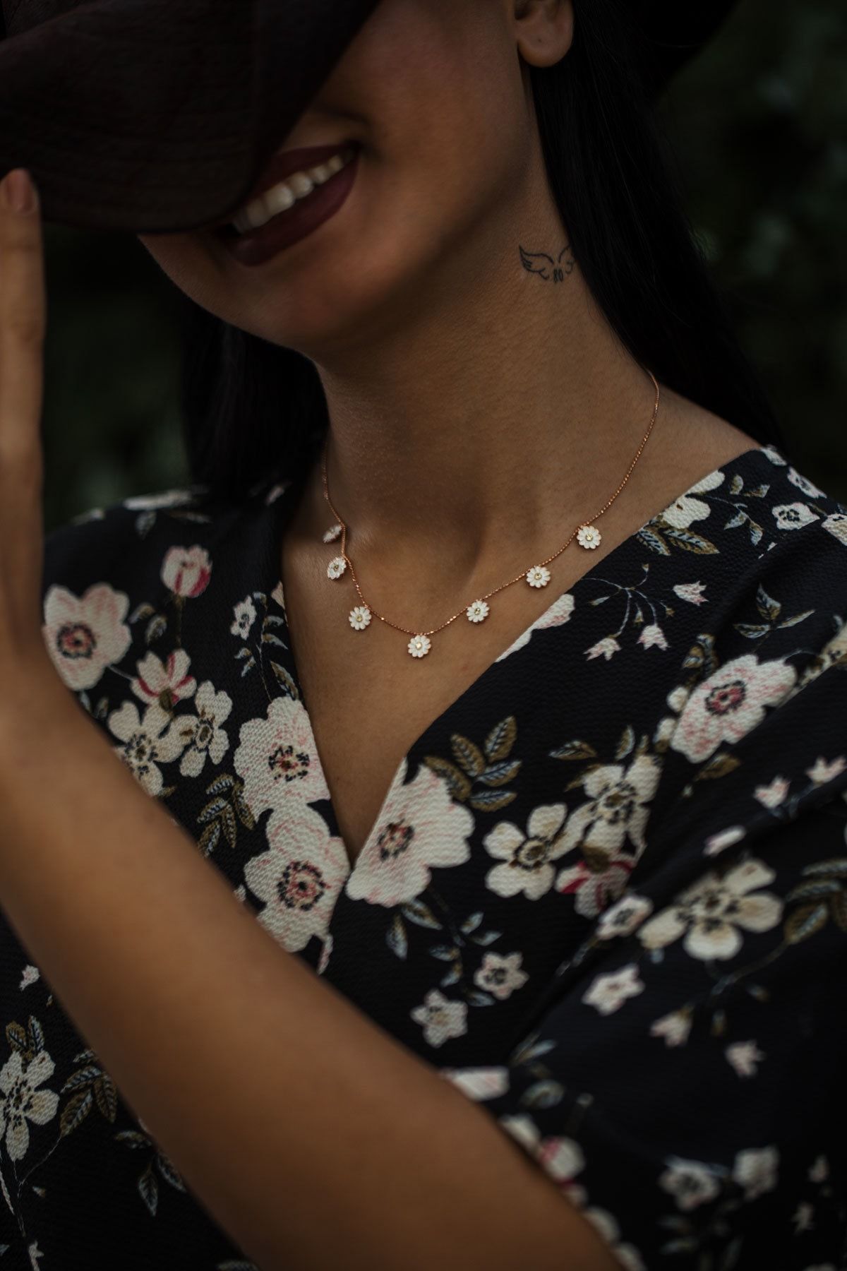 Gümüş Sıralı Papatya Kolye