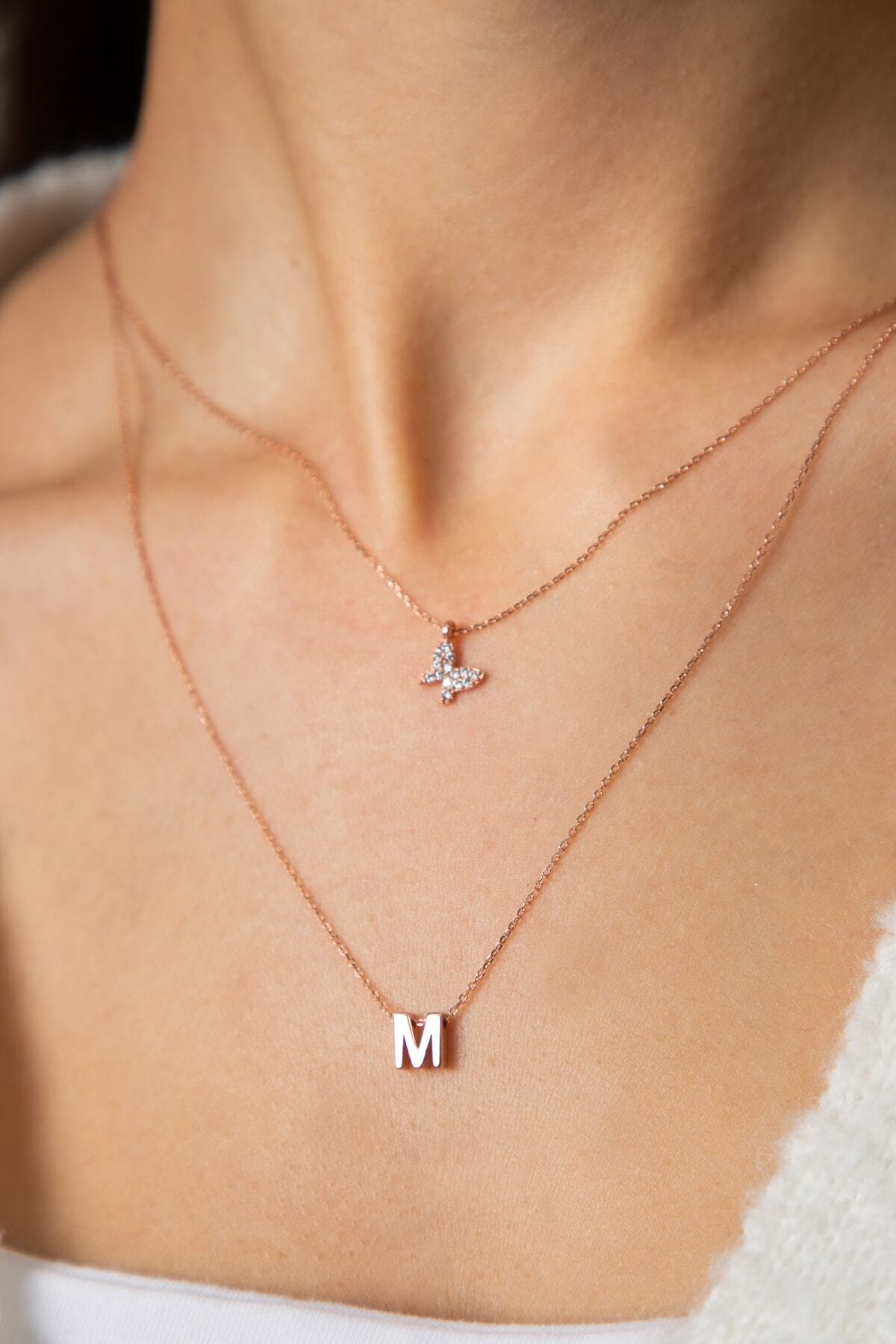 Kadın Asansörlü Kelebek Ve Harf Model 925 Ayar Gümüş Kolye