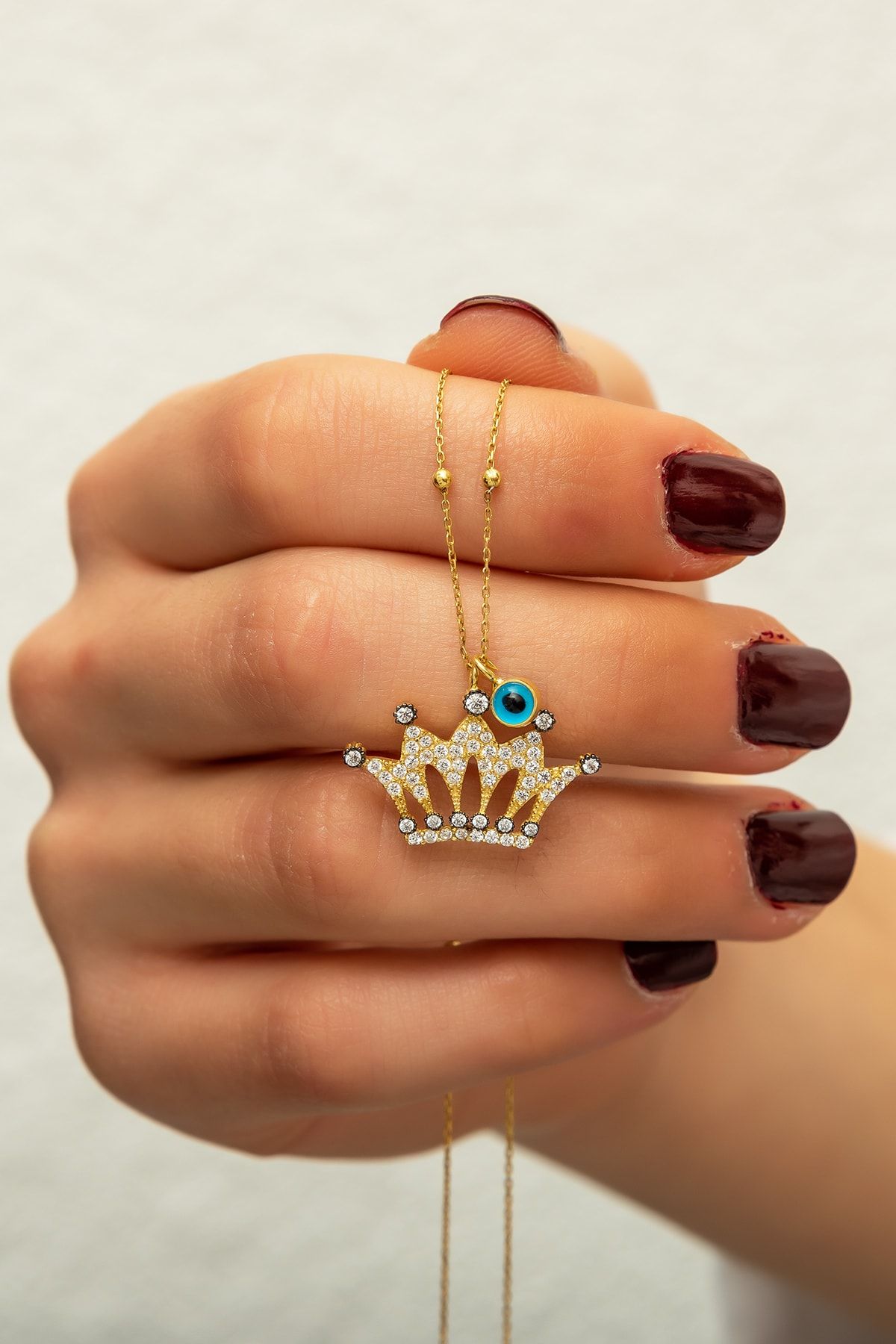 Kraliçe Tacı Kolye Nazargözlü 14 Ayar Altın Kaplama Gümüş Uvps100529