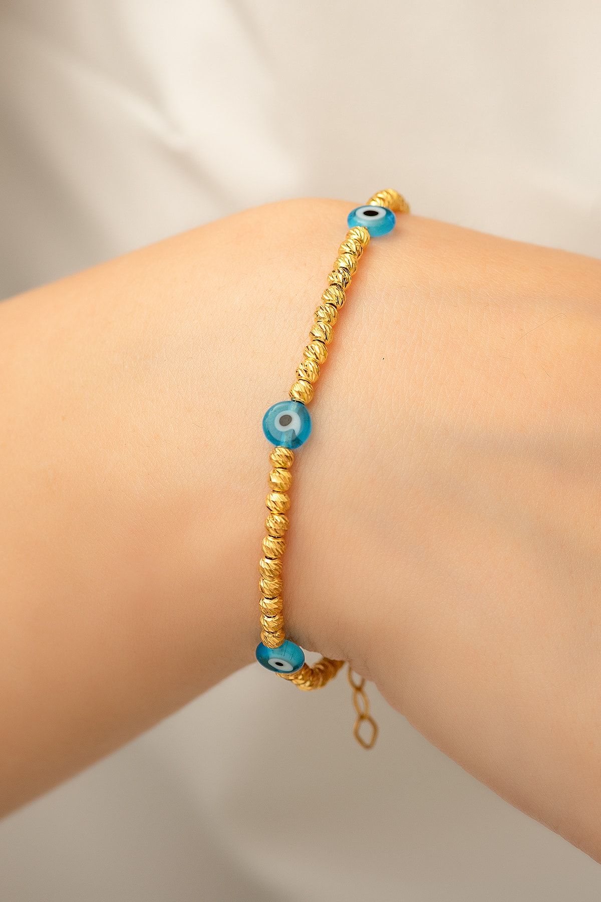 Üç Nazar Gözü Toplu Dorica Toplu Fantezi Bileklik 14 Ayar Altın Kaplama 925 Ayar Gümüş - Uvps200076